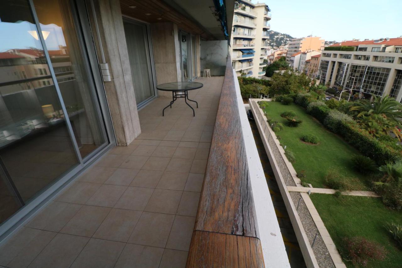 2, 3 And 4 Bedroom Sea View Forville Apartments 5 Mins From The Palais Cannes Eksteriør bilde